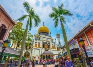 Lạc bước vào khu phố Kampong Glam rực rỡ sắc màu khi du lịch Singapore